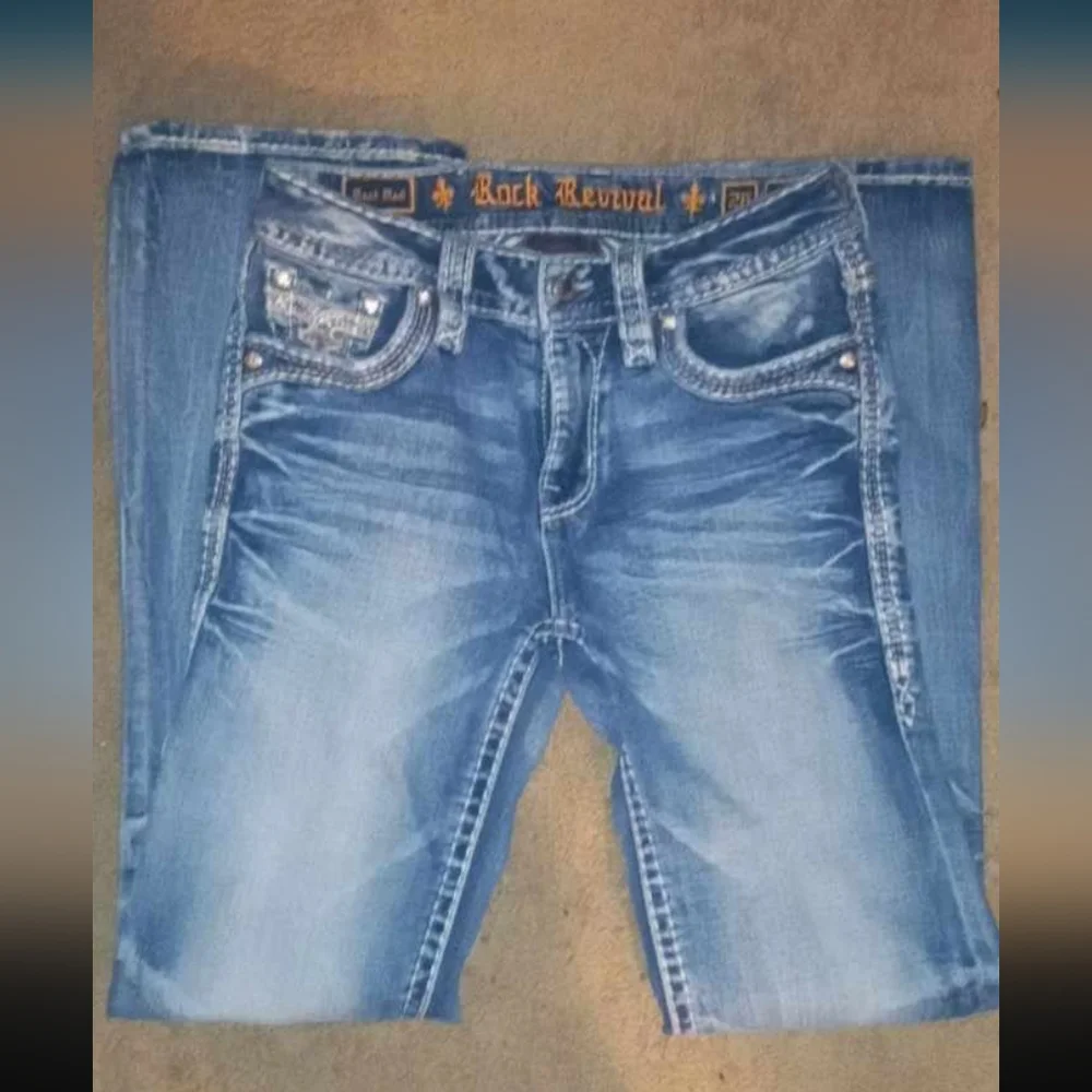 Jeans - Picture 1 of 3
